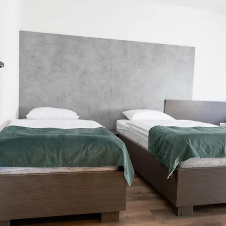 Pensionat And Majestic Bihać