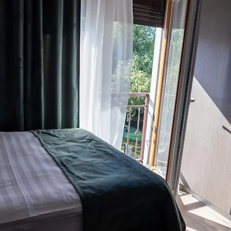 Maison d'hôtes And Majestic 4*