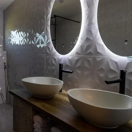 Pensionat And Majestic